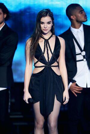 Hailee Steinfeld photo 585