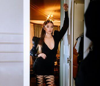 Hailee Steinfeld photo 596