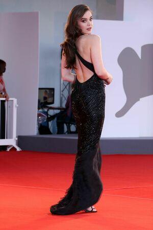 Hailee Steinfeld photo 628