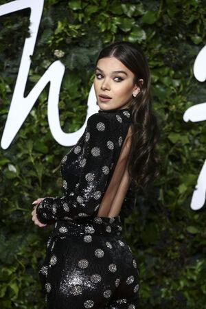Hailee Steinfeld photo 726
