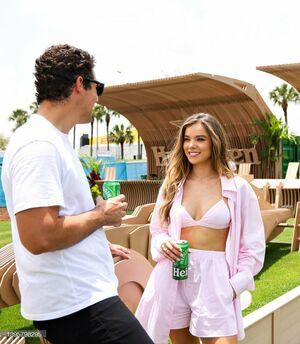 Hailee Steinfeld photo 745