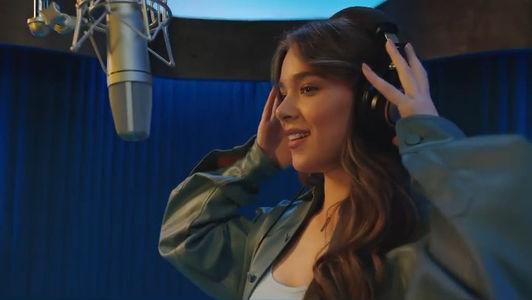 Hailee Steinfeld photo 787