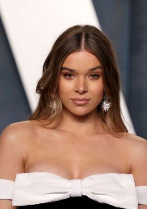 Hailee Steinfeld photo 815