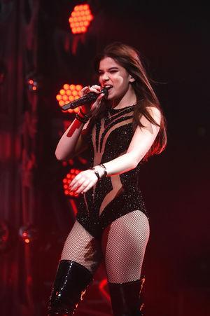Hailee Steinfeld photo 861