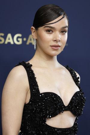 Hailee Steinfeld photo 928