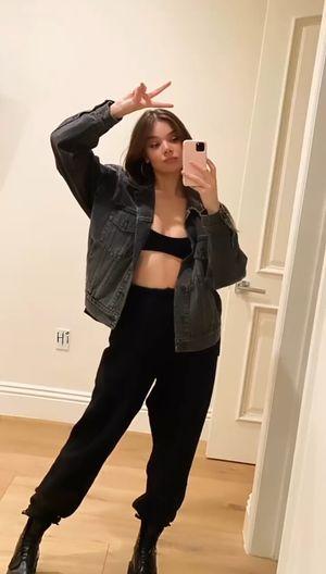 Hailee Steinfeld photo 968