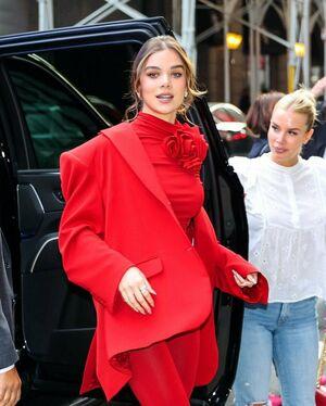 Hailee Steinfeld photo 1062