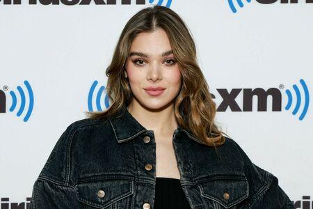 Hailee Steinfeld photo 1086