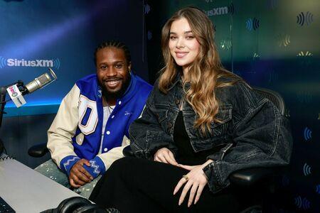 Hailee Steinfeld photo 1091