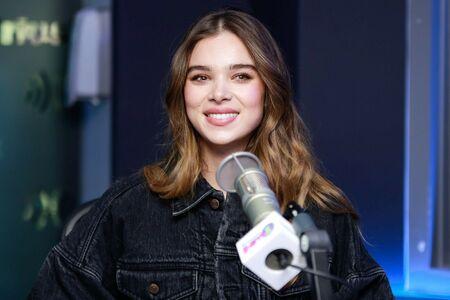 Hailee Steinfeld photo 1094