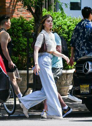 Hailee Steinfeld photo 1131
