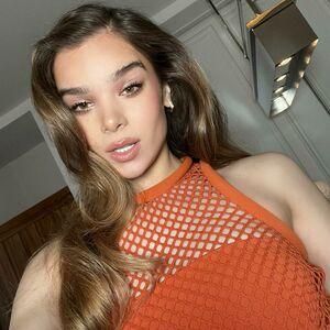 Hailee Steinfeld photo 1136