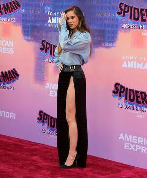 Hailee Steinfeld photo 1161