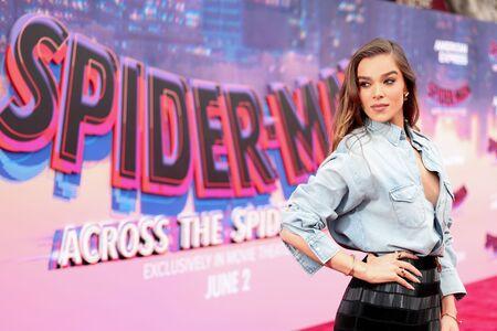 Hailee Steinfeld photo 1164