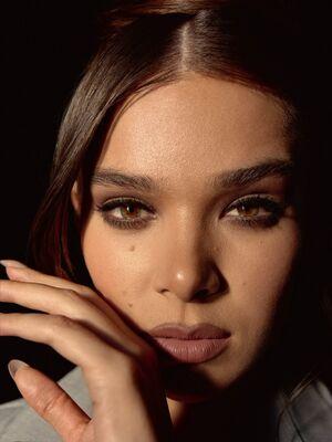 Hailee Steinfeld photo 1180