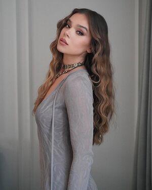 Hailee Steinfeld photo 1217