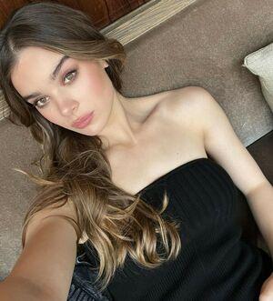 Hailee Steinfeld photo 1231