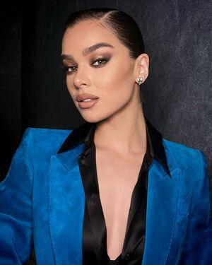 Hailee Steinfeld photo 1265