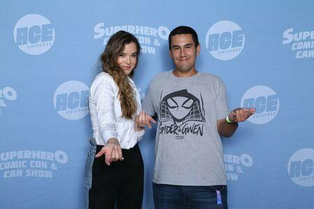 Hailee Steinfeld photo 1352