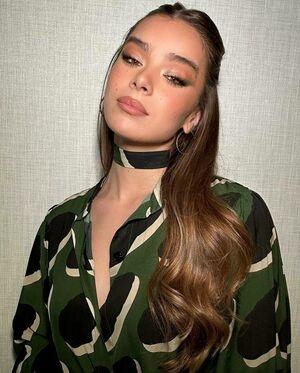Hailee Steinfeld photo 1366