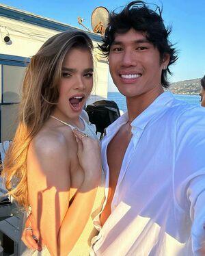 Hailee Steinfeld photo 1367