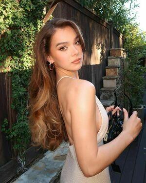 Hailee Steinfeld photo 1378
