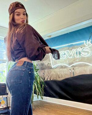 Hailee Steinfeld photo 1423