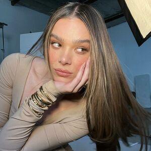 Hailee Steinfeld photo 1429