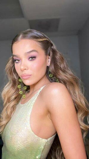 Hailee Steinfeld photo 1460