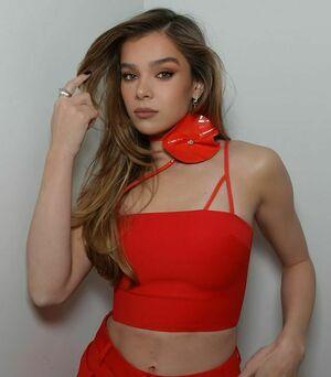 Hailee Steinfeld photo 1506
