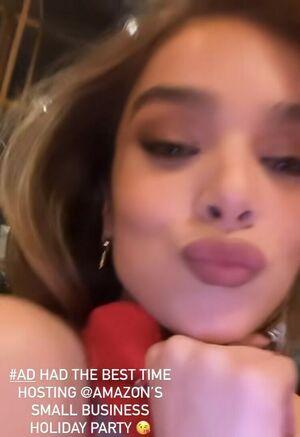 Hailee Steinfeld photo 1525