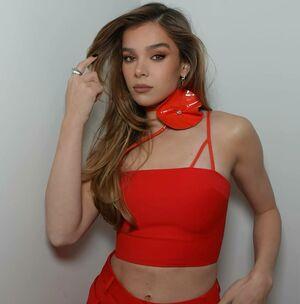 Hailee Steinfeld photo 1531