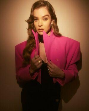 Hailee Steinfeld photo 1538
