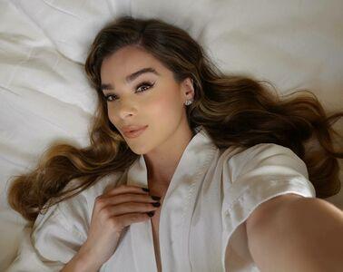 Hailee Steinfeld photo 1556