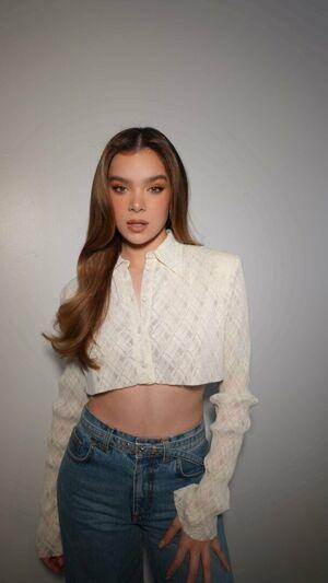 Hailee Steinfeld photo 1562