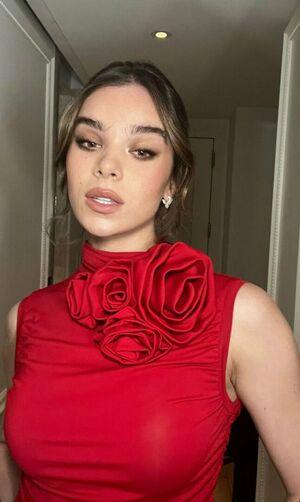 Hailee Steinfeld photo 1564