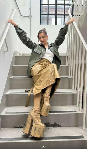 Hailee Steinfeld photo 1588