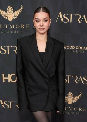 Hailee Steinfeld photo 1604