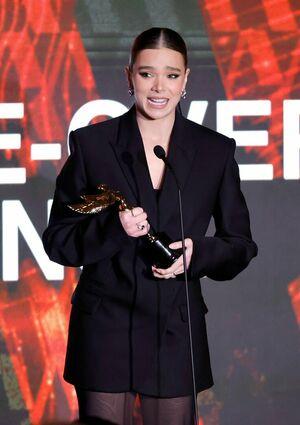 Hailee Steinfeld photo 1616