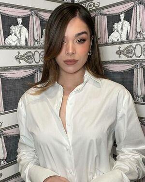Hailee Steinfeld photo 1683