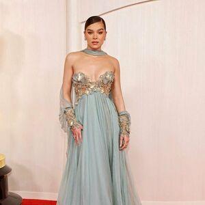 Hailee Steinfeld photo 1718