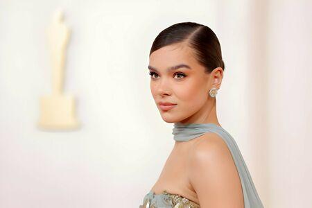 Hailee Steinfeld photo 1730
