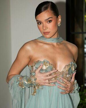 Hailee Steinfeld photo 1783