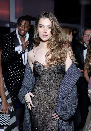 Hailee Steinfeld photo 1848