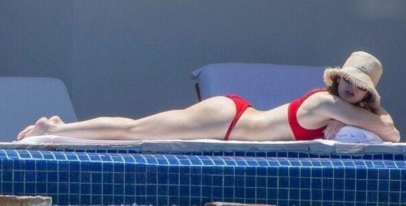 Hailee Steinfeld photo 1856