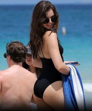 Hailee Steinfeld photo 1871