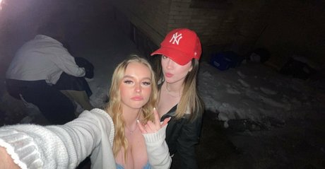 Hailey F photo 19