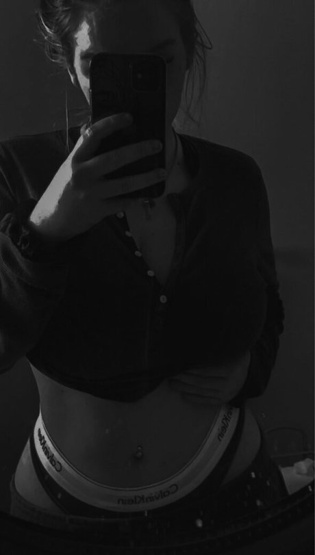 Hailey F photo 88