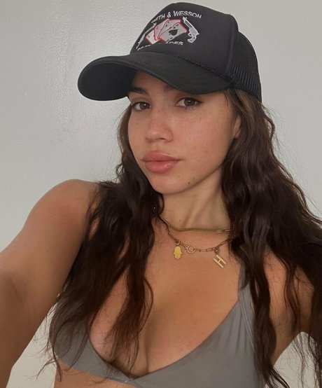 Hailey Gutierrez photo 47