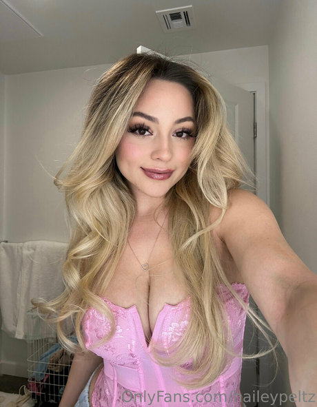 Haileypeltz photo 245